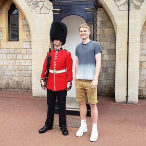 Meet your Posher, Ethan